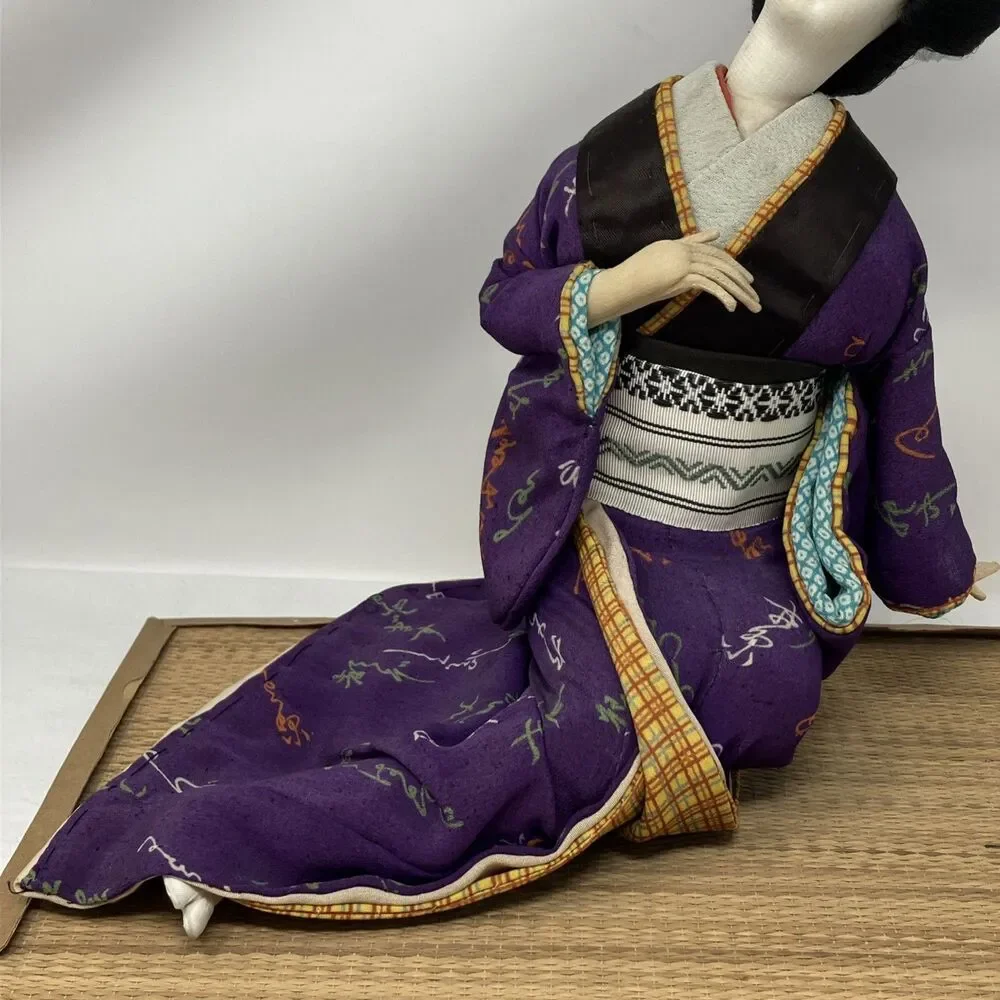 N/A vintage geisha